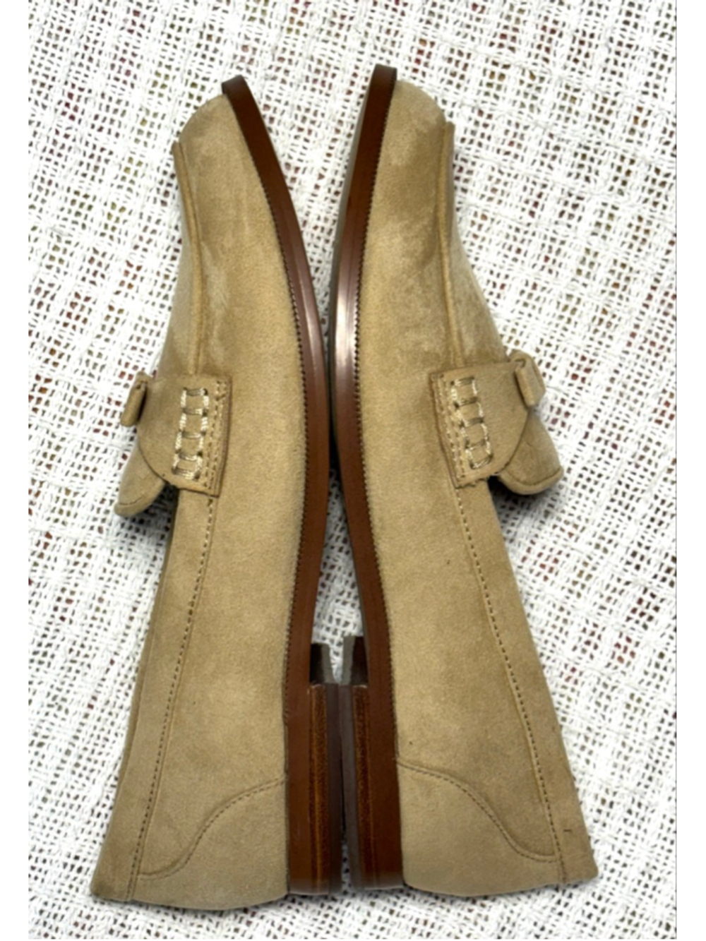 J. Crew Beige Khaiki Neutral Minimalist Faux Suede Loafers w/Bows Size 7.5 - Picture 7 of 8